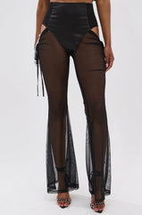DERRIA MESH FLARE LEGGING