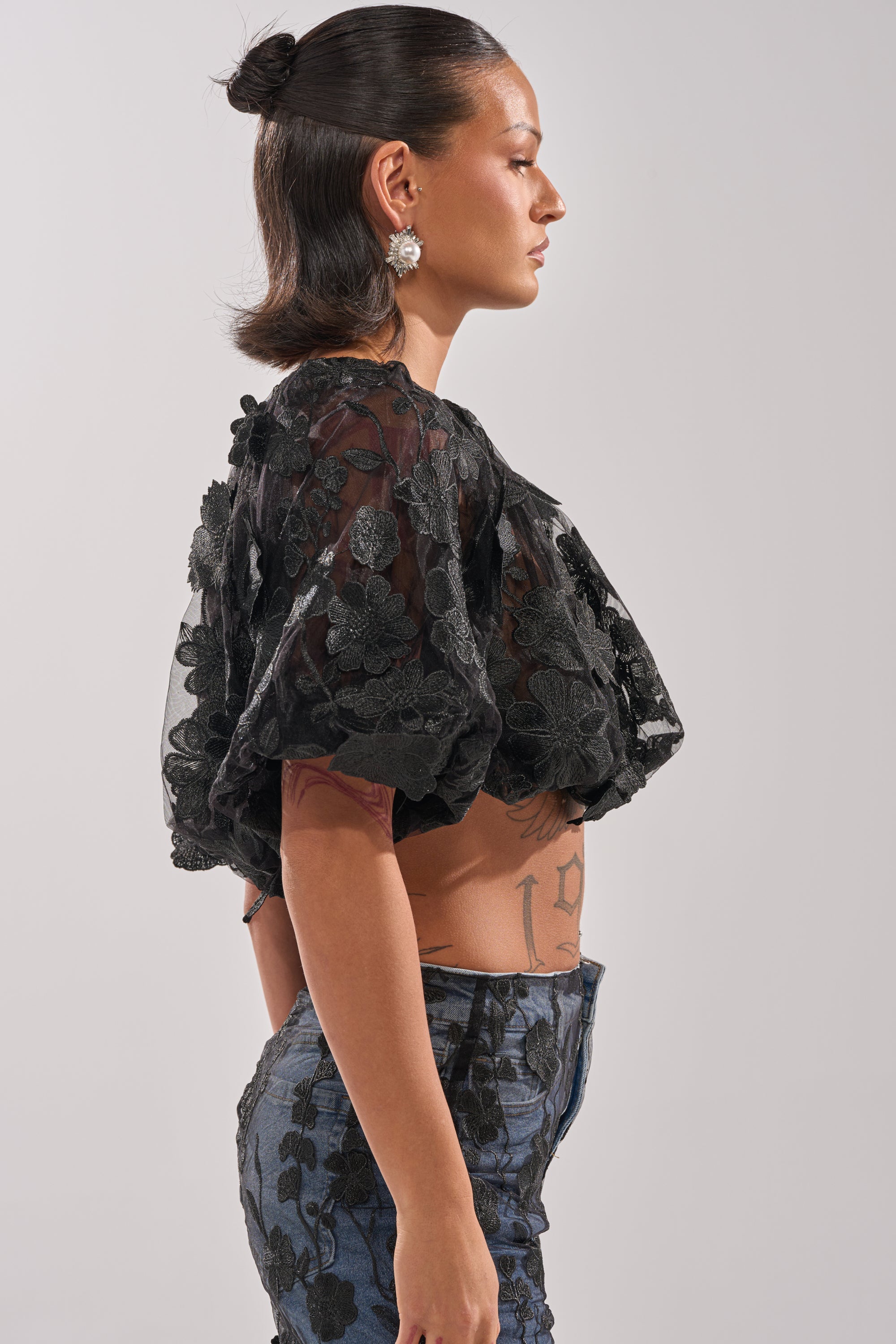 DONT GIVE UP LACE BLOUSE