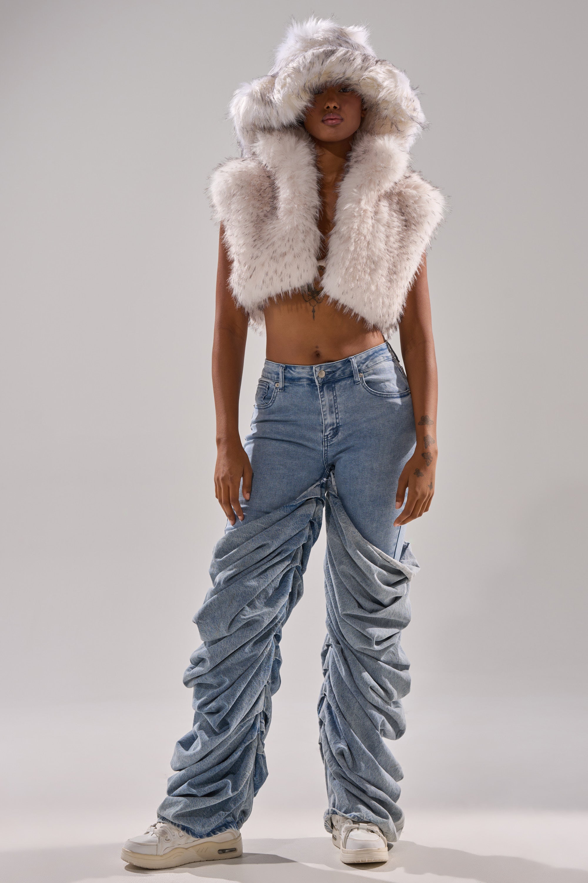 COCO CROPPED FUR VEST IN WHITE MULTI