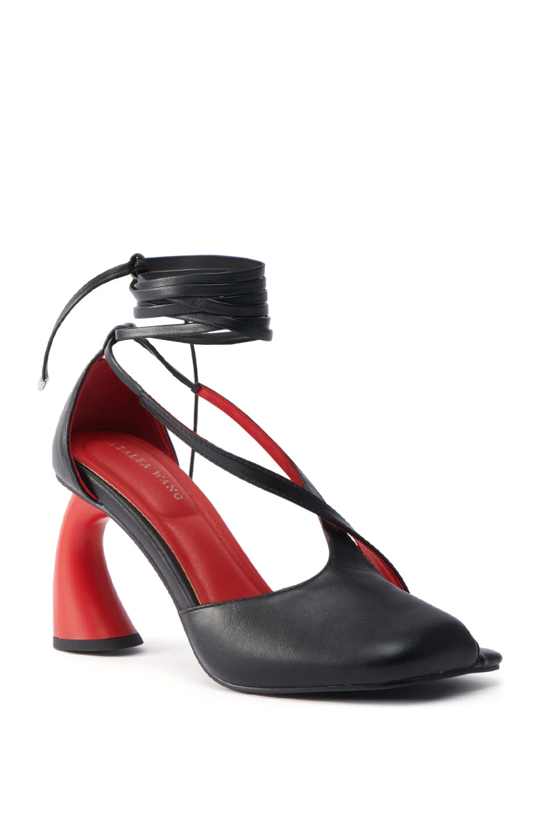 AZALEA WANG BUIKY BLACK AND RED PUMP