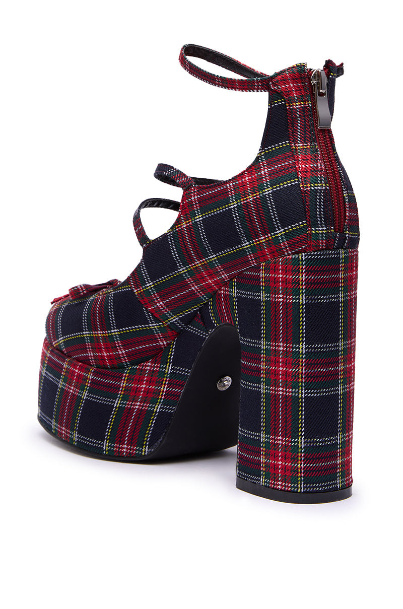 AZALEA WANG GEORGINA MULTI PLAID CHUNKY PUMP