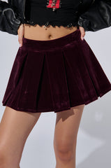 DONT LOOK BACK VELVET MINI SKIRT IN PURPLE