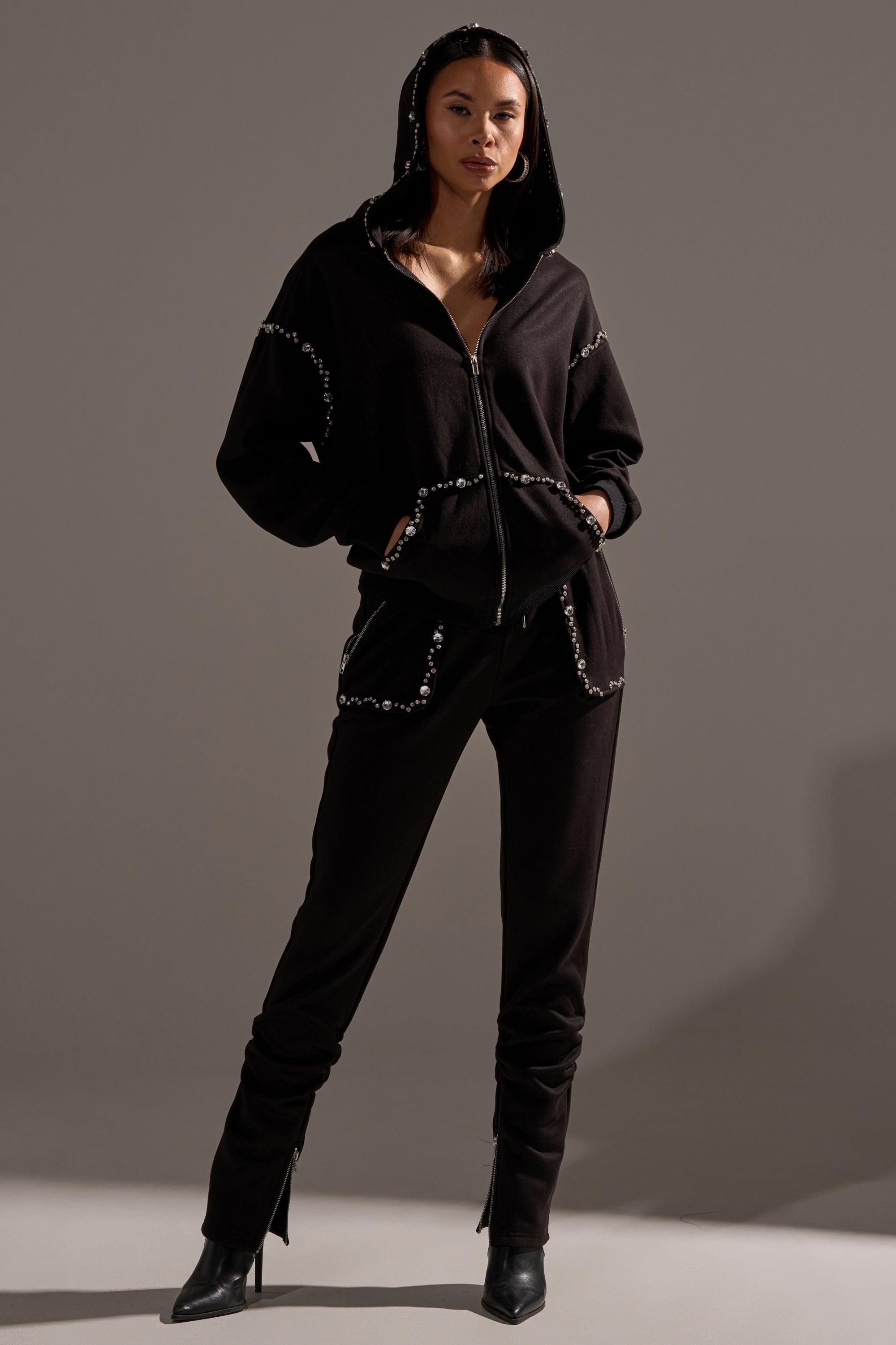 COZY HOLIDAY RHINESTONE ZIP UP SWEATSHIRT IN BLACK