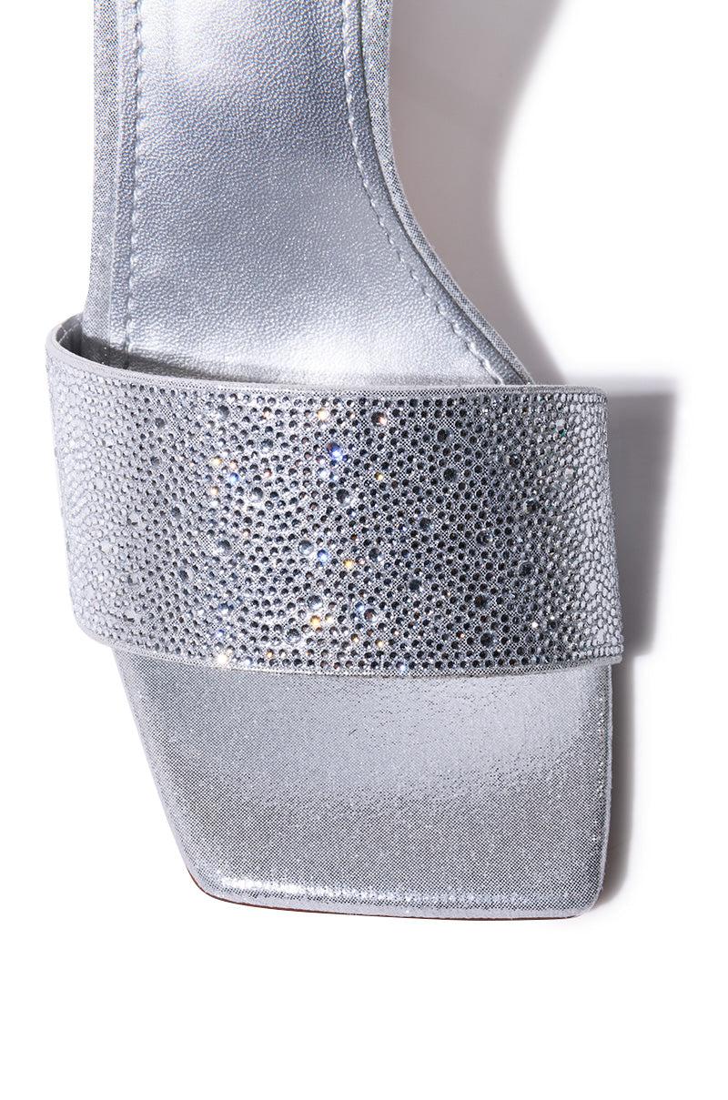 AZALEA WANG CAILY SILVER STILETTO MULE