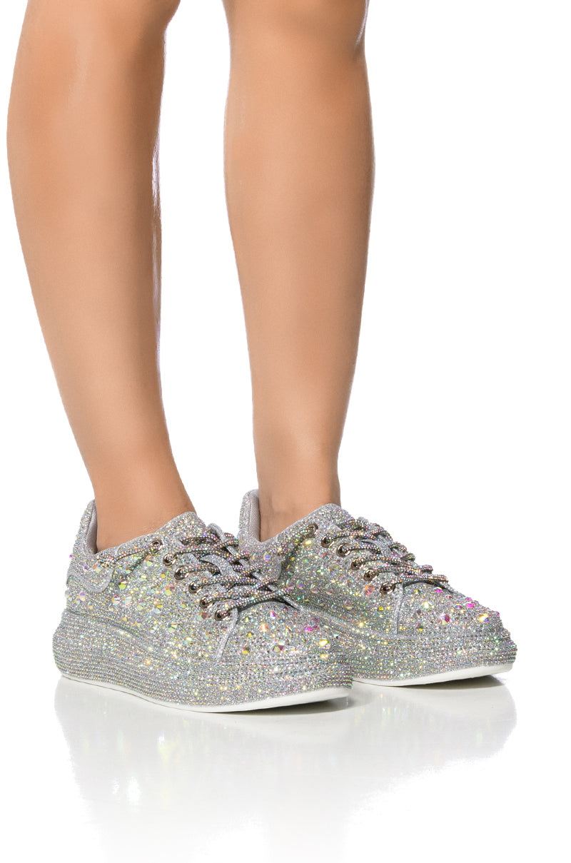 AZALEA WANG STOP AND STARE FLAT SNEAKER IN SILVER