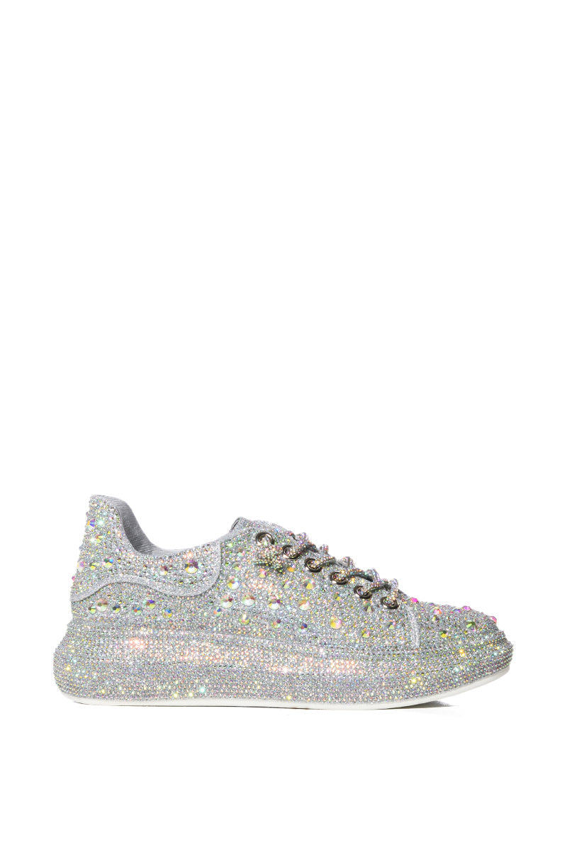 AZALEA WANG STOP AND STARE FLAT SNEAKER IN SILVER
