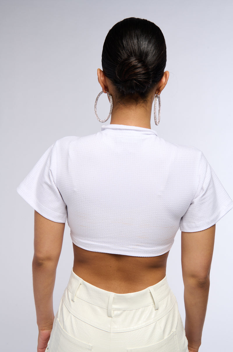 CALICO EMBELLISHED SURPLICE CROPPED T SHIRT