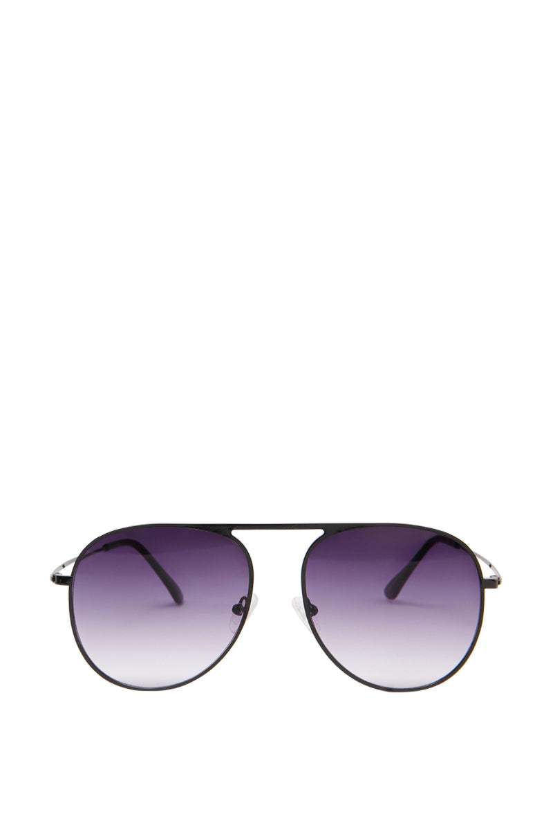 CATCH A FLIGHT AVIATOR SUNGLASSES IN BLACK