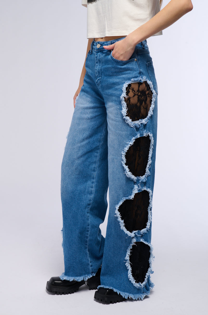 CUT OUT DETAIL WIDE LEG JEAN