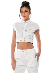 DESTINATION CROPPED CARGO TOP